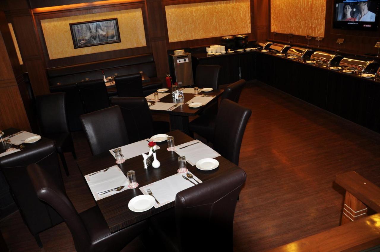 Divine Paradise Tavisha New Delhi Ngoại thất bức ảnh
