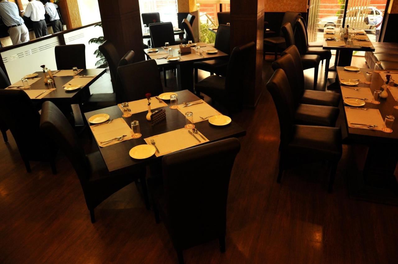 Divine Paradise Tavisha New Delhi Ngoại thất bức ảnh