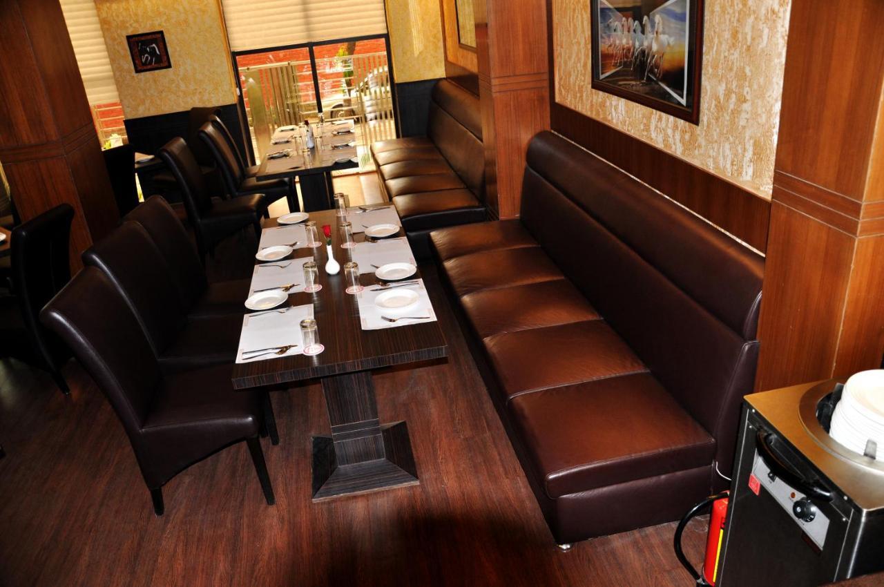 Divine Paradise Tavisha New Delhi Ngoại thất bức ảnh