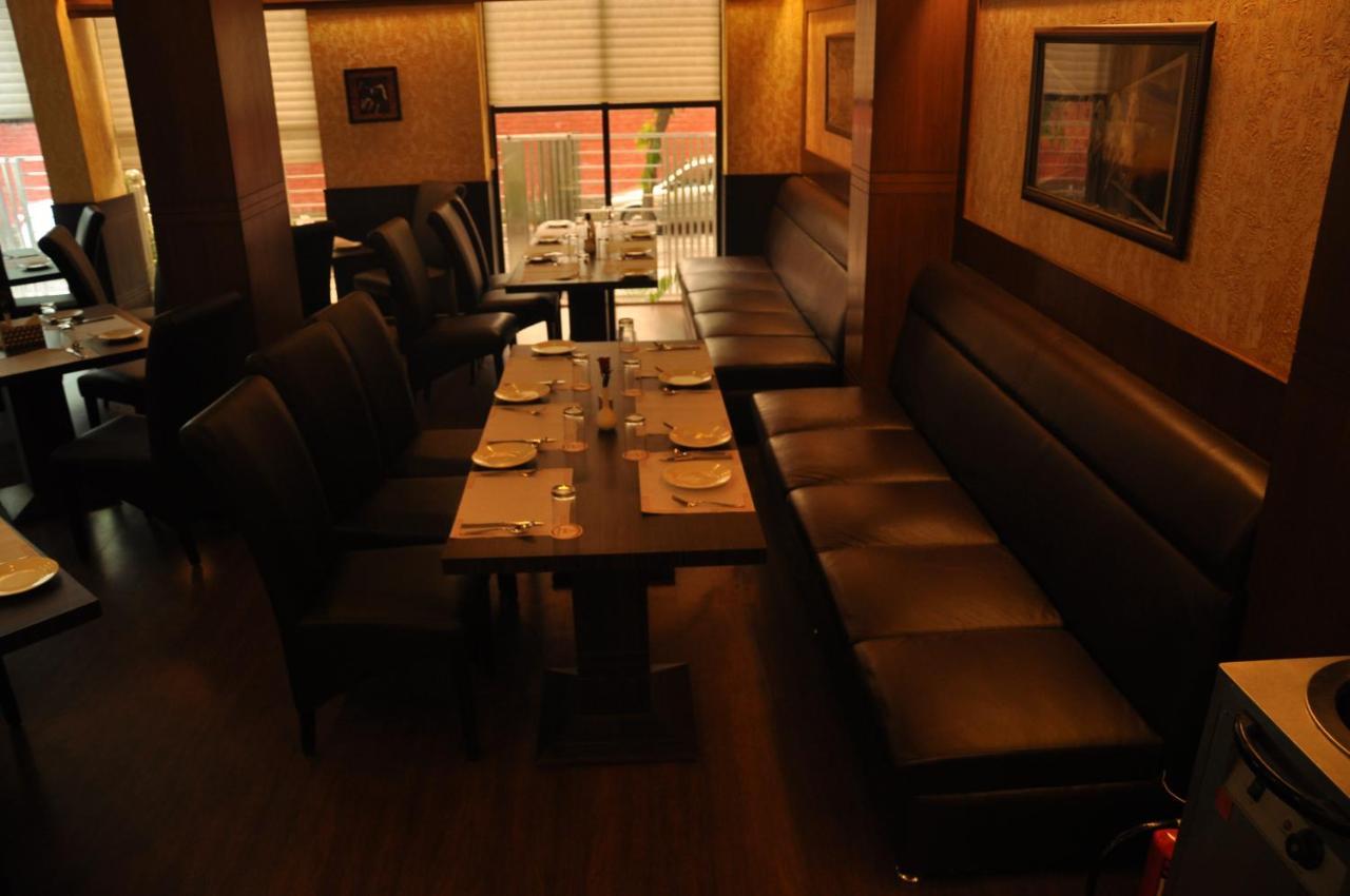 Divine Paradise Tavisha New Delhi Ngoại thất bức ảnh