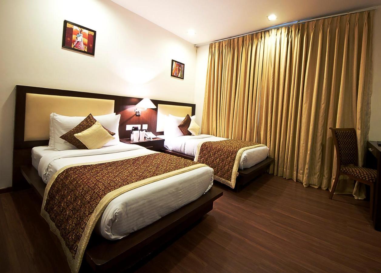 Divine Paradise Tavisha New Delhi Ngoại thất bức ảnh
