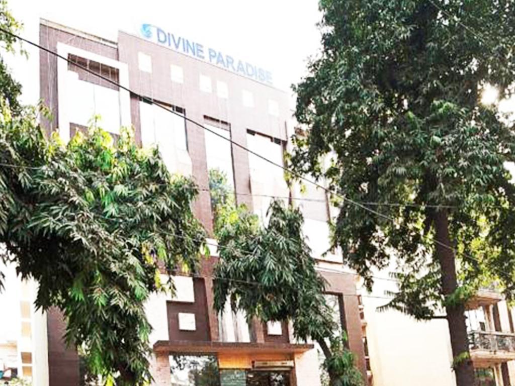 Divine Paradise Tavisha New Delhi Ngoại thất bức ảnh