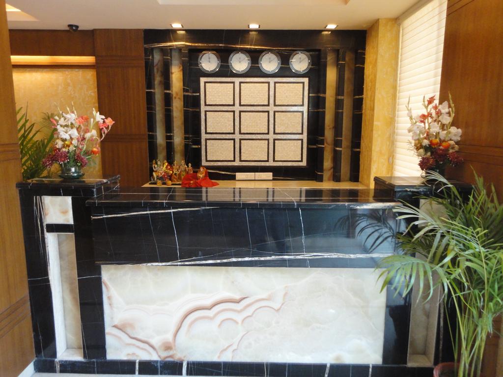 Divine Paradise Tavisha New Delhi Ngoại thất bức ảnh