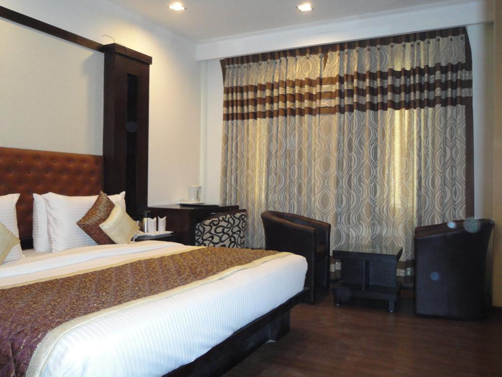 Divine Paradise Tavisha New Delhi Ngoại thất bức ảnh