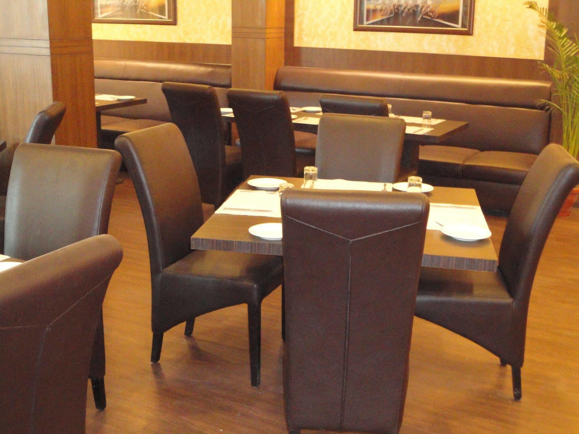Divine Paradise Tavisha New Delhi Ngoại thất bức ảnh