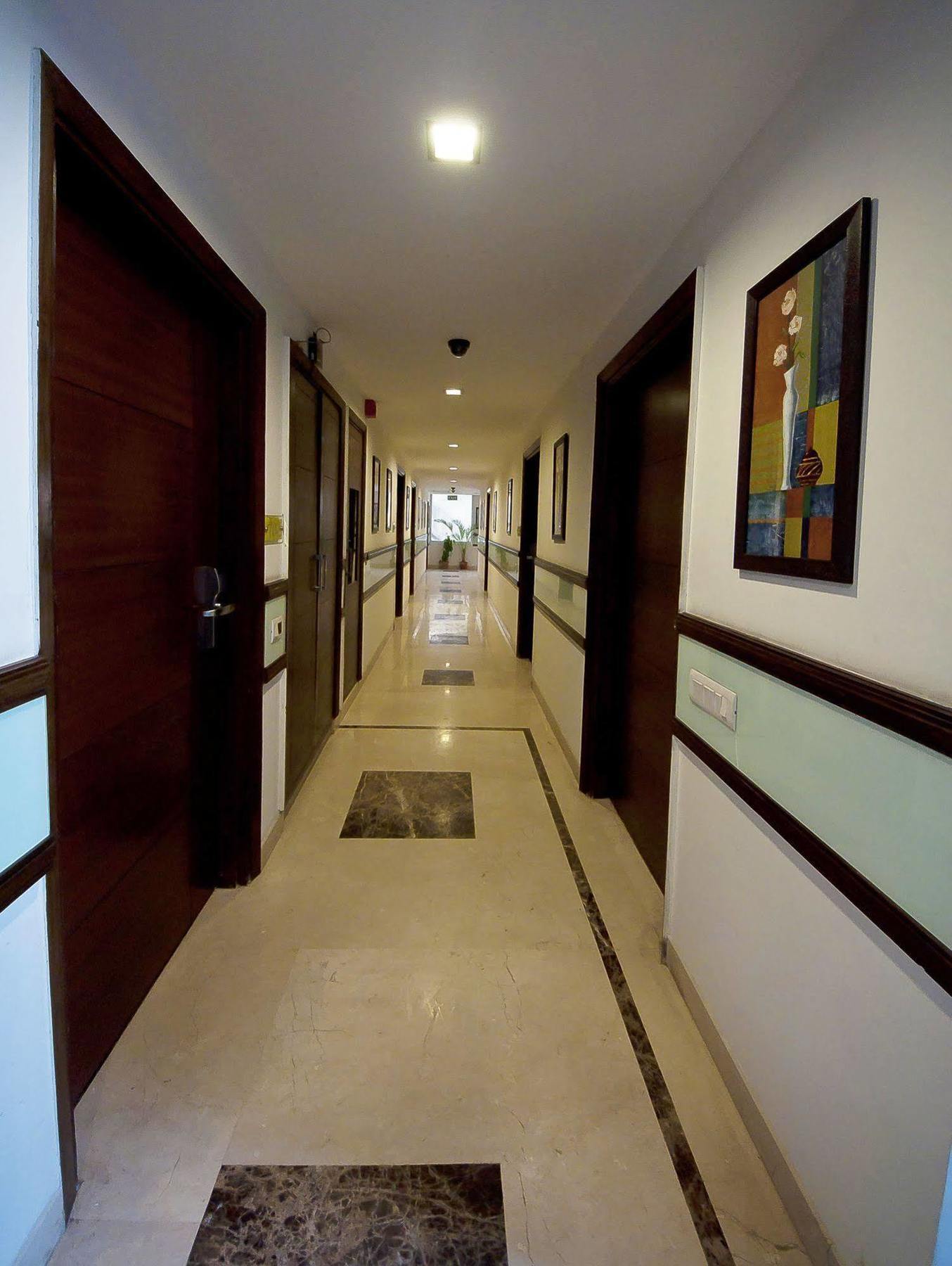 Divine Paradise Tavisha New Delhi Ngoại thất bức ảnh