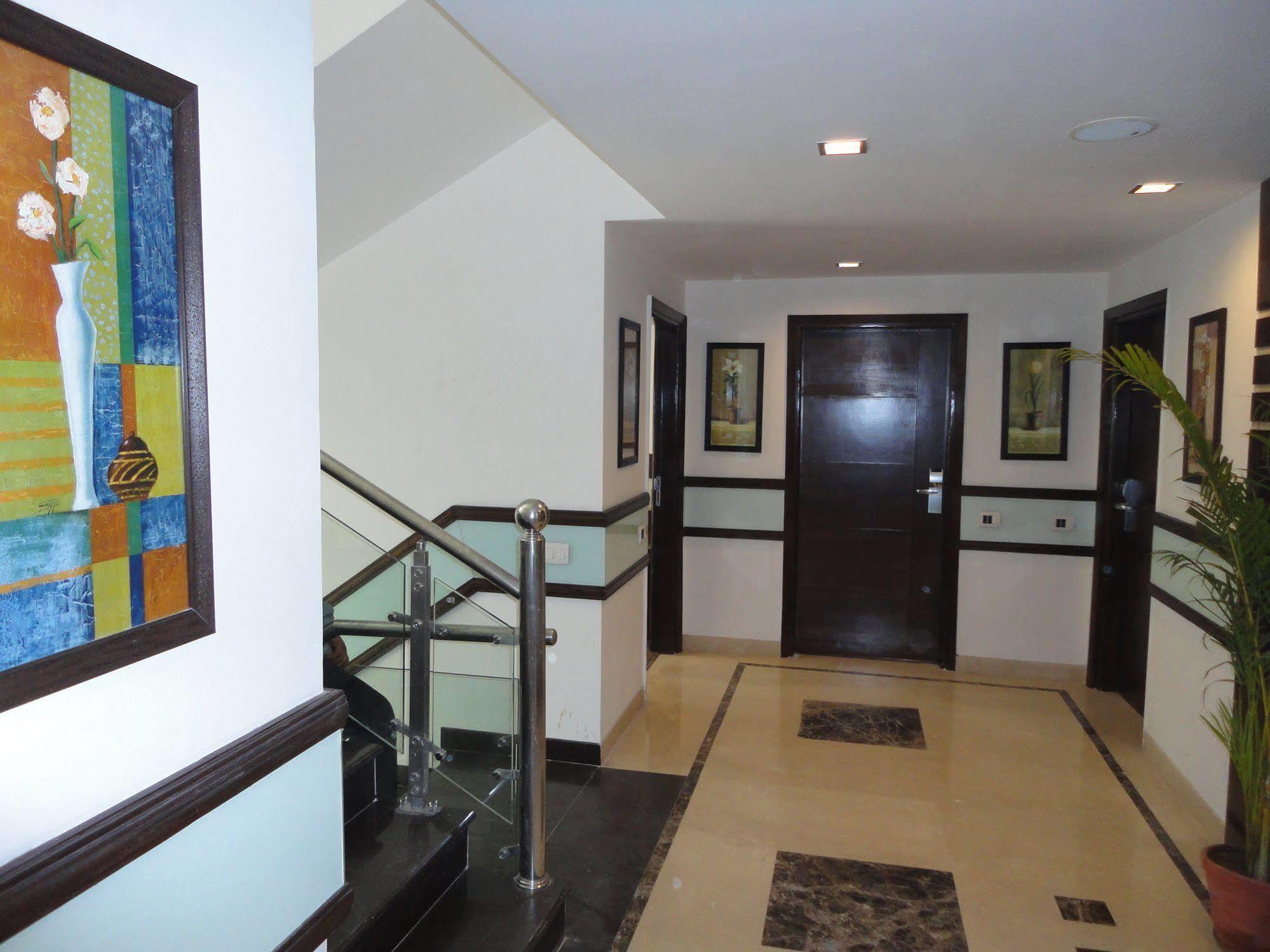 Divine Paradise Tavisha New Delhi Ngoại thất bức ảnh